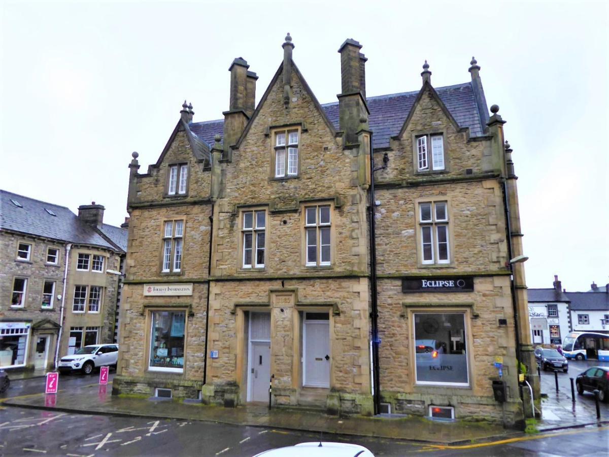 Town Hall Lofts, Settle Exterior photo